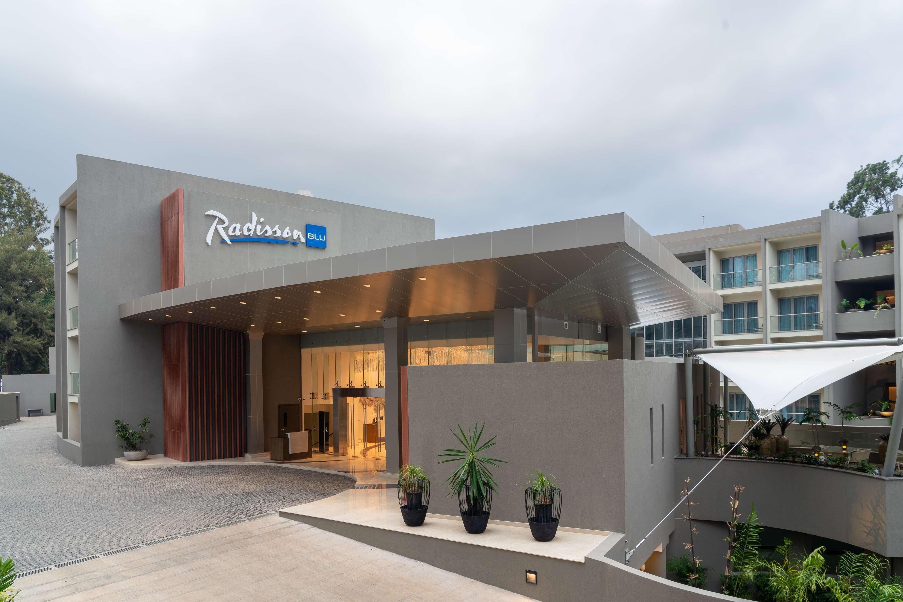 Radisson Blu Hotel & Residence Nairobi Arboretum Exterior photo